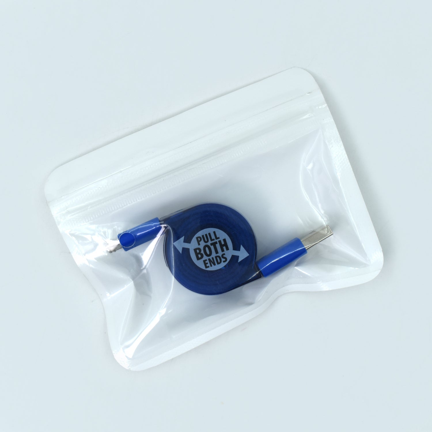 7400 Retractable Usb Charge widely used for charging various types of smartphones and technical devices present in all kind of places etc. 7400 Retractable Usb Charge widely used for charging various types of smartphones and technical devices present in all kind of places etc.